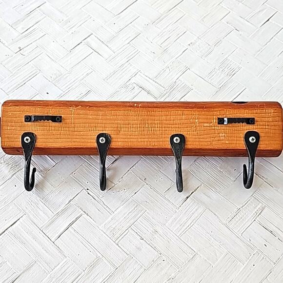 Vintage Christmas Wooden Rolling Pin with 4 Hangers for Pot Holders, Aprons Etc. - Picture 8 of 11